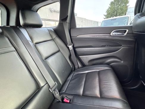Used 2018 Jeep Grand Cherokee Limited AWD/4WD image 24