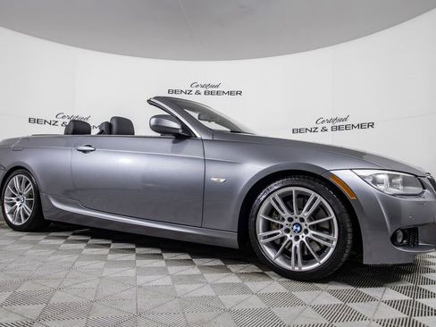 Used 2011 BMW 335i Convertible image 1