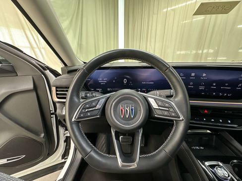 Certified 2025 Buick Envision Sport Touring AWD/4WD image 22
