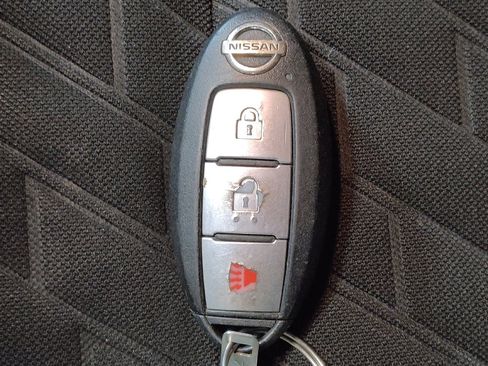 Used 2021 Nissan Kicks S image 32