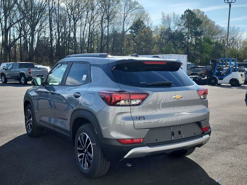 New 2026 Chevrolet TrailBlazer LT w/ Convenience Package FWD image 3