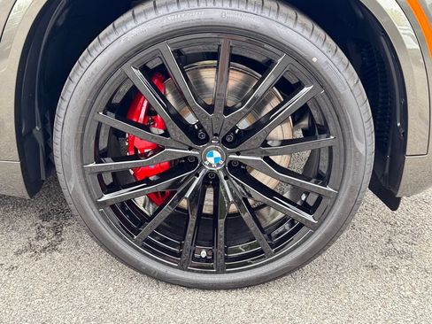 Used 2026 BMW X5 M60i AWD/4WD image 7