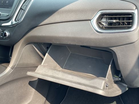 Used 2020 Chevrolet Equinox LT FWD image 41