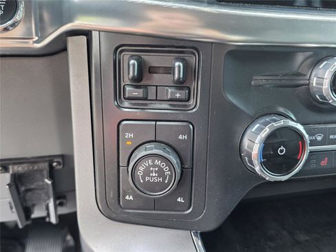 Used 2022 Ford F150 Lariat w/ Equipment Group 501A Mid image 25