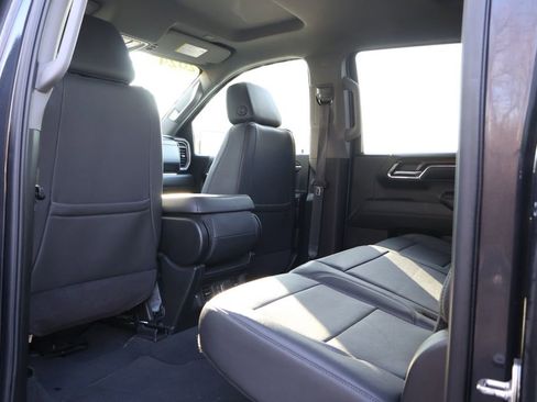 Certified 2024 GMC Sierra 1500 SLT image 43