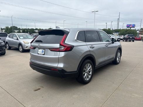 Used 2024 Honda CR-V EX image 5