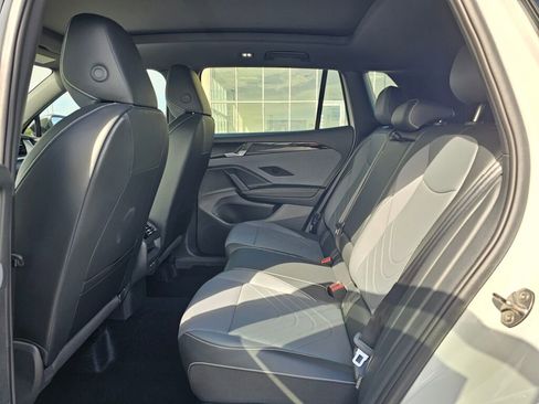 New 2026 Volkswagen Tiguan SE R-Line AWD/4WD image 12