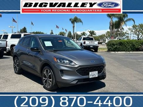 Certified 2022 Ford Escape SE w/ SE Sport Appearance Package AWD/4WD image 1