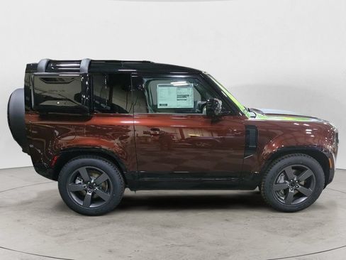 New 2026 Land Rover Defender 90 X-Dynamic SE AWD/4WD image 6
