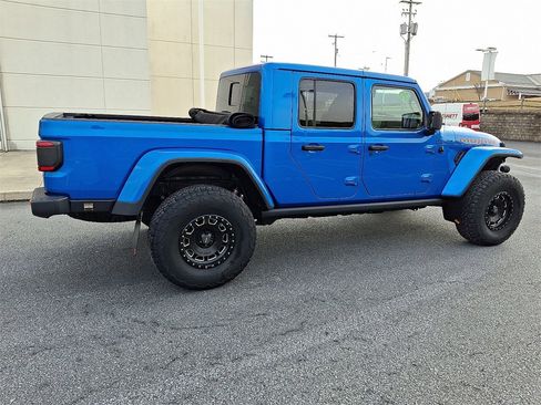 Used 2021 Jeep Gladiator Mojave w/ Dual Top Group image 11