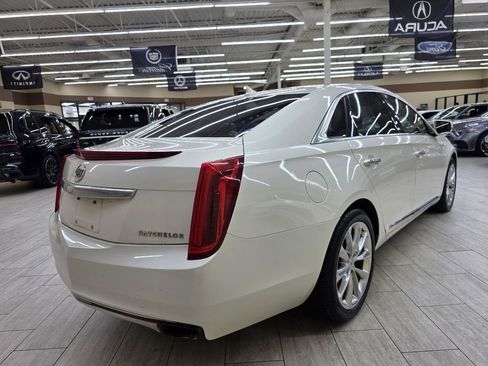 Used 2013 Cadillac XTS Luxury FWD image 6