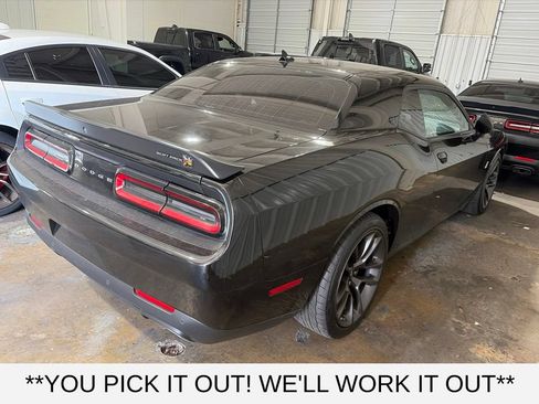 Used 2022 Dodge Challenger R/T Scat Pack RWD image 4