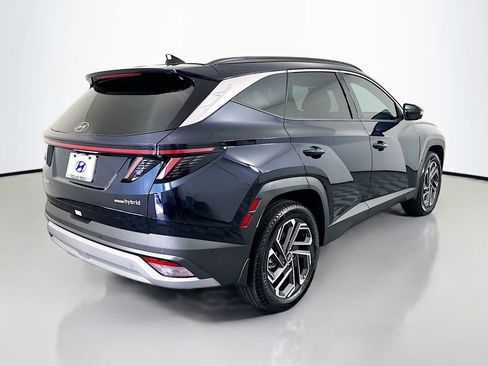 Used 2025 Hyundai Tucson Limited AWD/4WD image 5