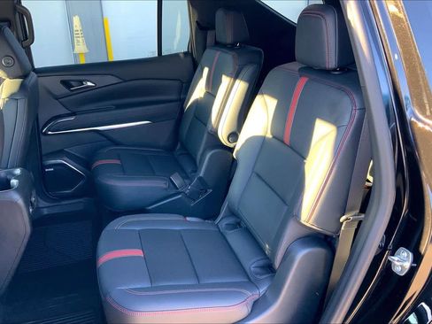 Certified 2024 Chevrolet Traverse RS w/ LPO, Floor Liner Package image 20