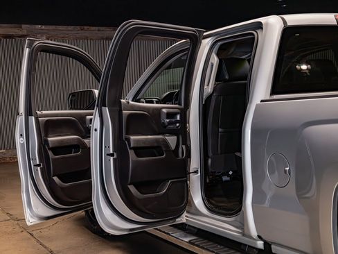 Used 2018 Chevrolet Silverado 1500 LT w/ All Star Edition AWD/4WD image 25