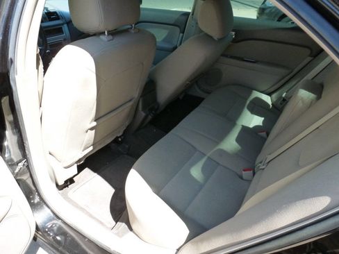 Used 2010 Ford Fusion Hybrid FWD image 10