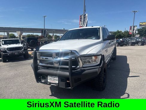 Used 2017 RAM 2500 Tradesman w/ Chrome Appearance Group AWD/4WD image 6