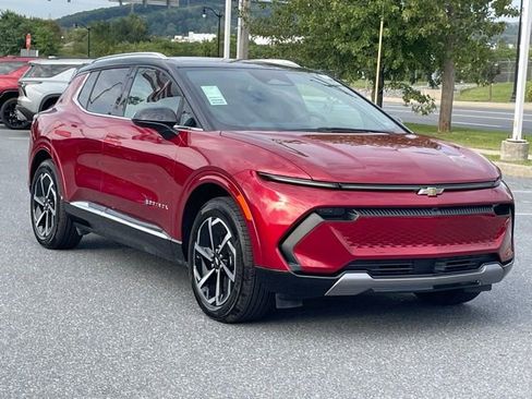 New 2025 Chevrolet Equinox EV LT image 1