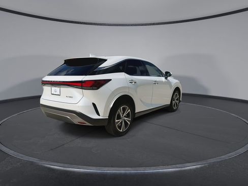 Used 2025 Lexus RX 350 FWD w/ Technology Package image 8