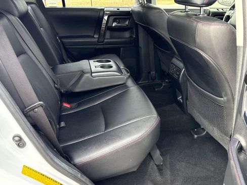 Used 2024 Toyota 4Runner TRD Off-Road Premium image 15