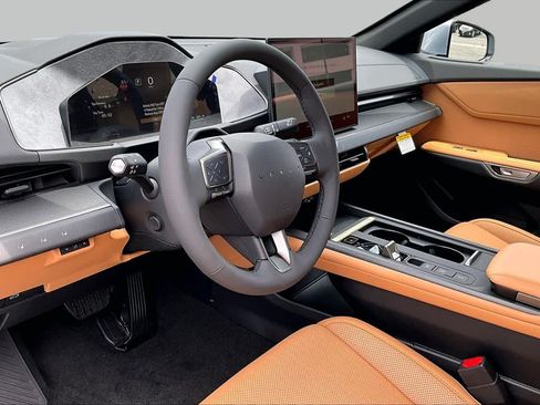 New 2026 Lexus ES 350e FWD image 10