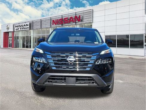 New 2026 Nissan Rogue SV image 2