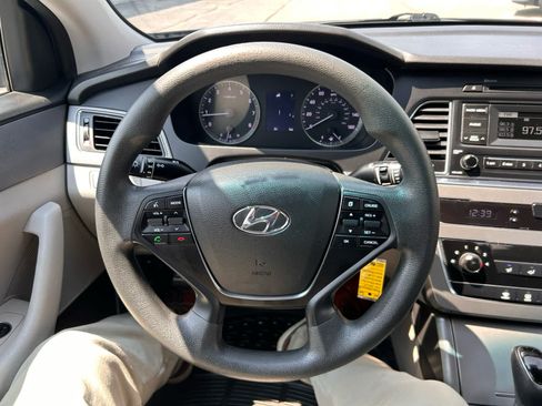 Used 2017 Hyundai Sonata SE FWD image 15
