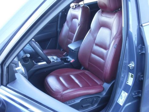 Used 2023 MAZDA CX-5 Carbon Edition image 13