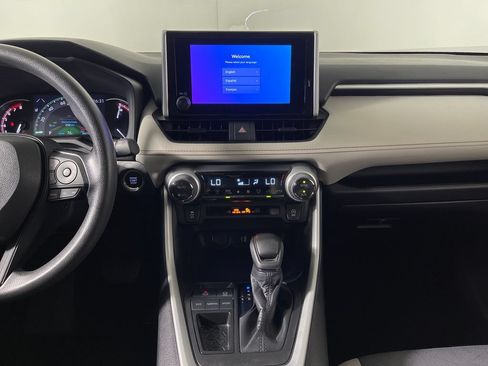 Certified 2024 Toyota RAV4 XLE FWD image 15