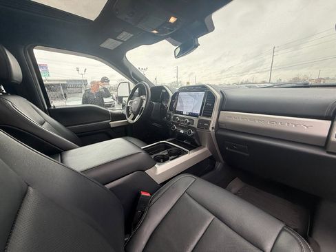 Used 2022 Ford F350 Lariat w/ Lariat Ultimate Package image 25