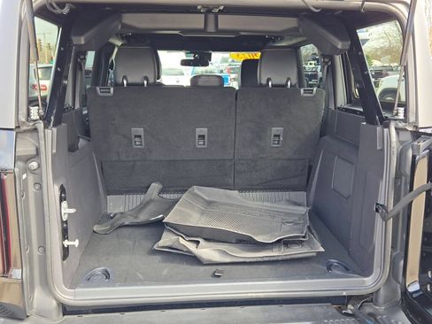 Used 2023 Ford Bronco Badlands AWD/4WD image 14