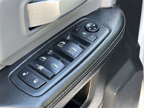 Used 2019 RAM 2500 Big Horn image 21