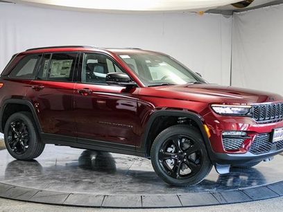 New 2025 Jeep Grand Cherokee Limited w/ Black Appearance Package