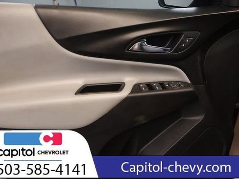 Used 2019 Chevrolet Equinox LS image 11