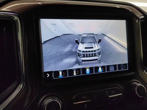 Used 2021 Chevrolet Silverado 2500 High Country w/ Z71 Off-Road Package image 20