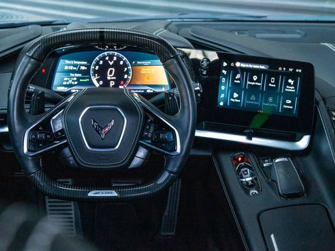 Used 2024 Chevrolet Corvette Z06 RWD image 10