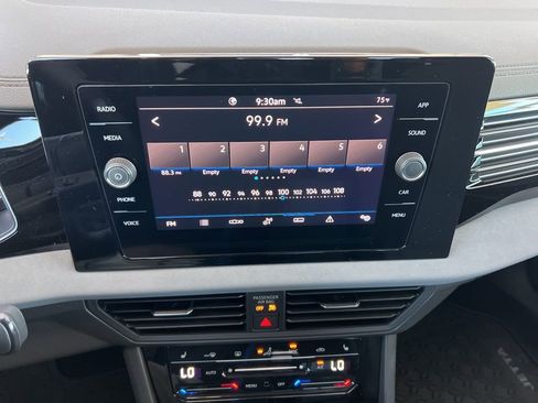 New 2025 Volkswagen Jetta SE image 19