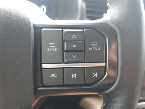 Used 2023 Ford Expedition Platinum image 17