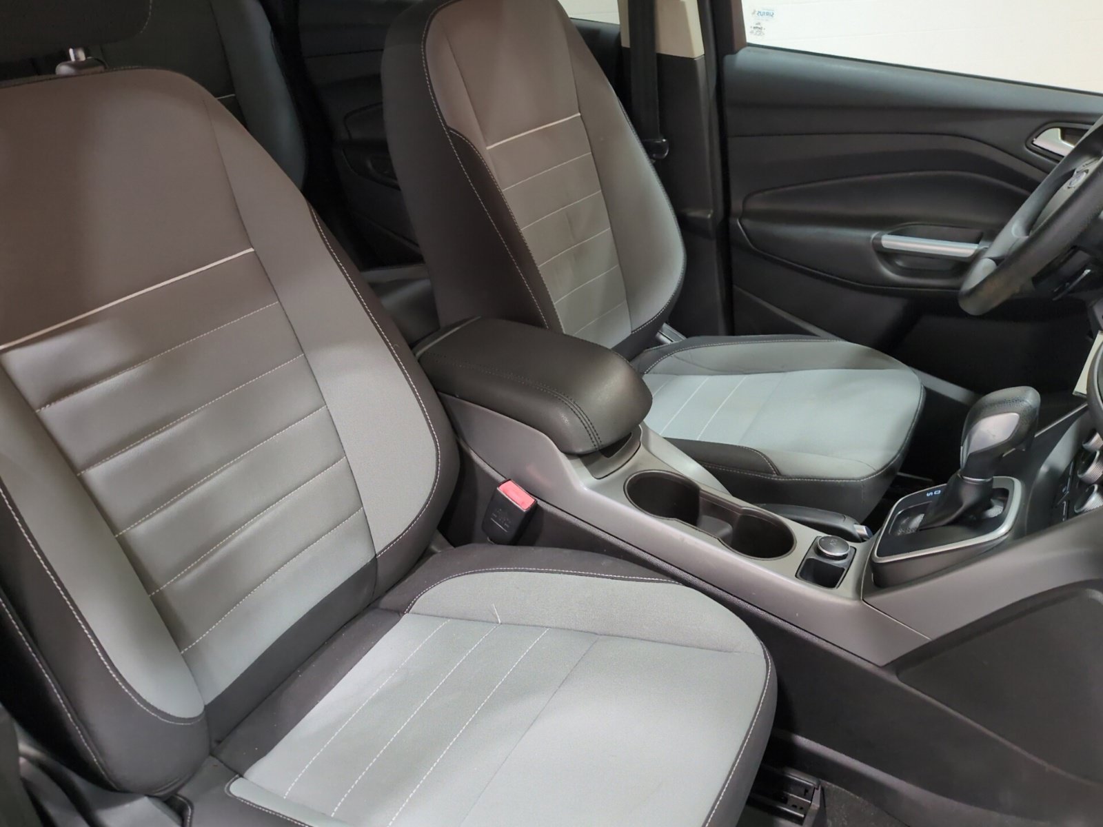 Used 2013 Ford Escape SE FWD image 12