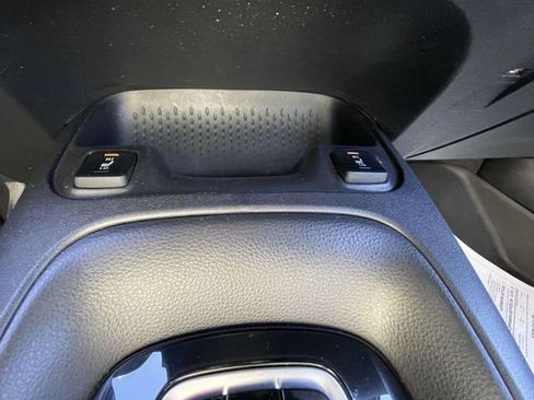 Used 2022 Toyota Corolla XSE image 27