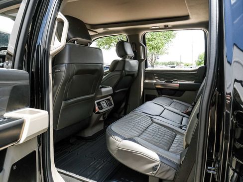 Used 2025 Ford F350 Platinum w/ Platinum Plus Package AWD/4WD image 29