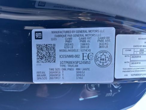 Certified 2023 GMC Canyon Elevation image 24