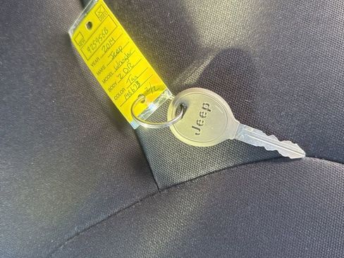 Used 2014 Jeep Wrangler Sport image 39