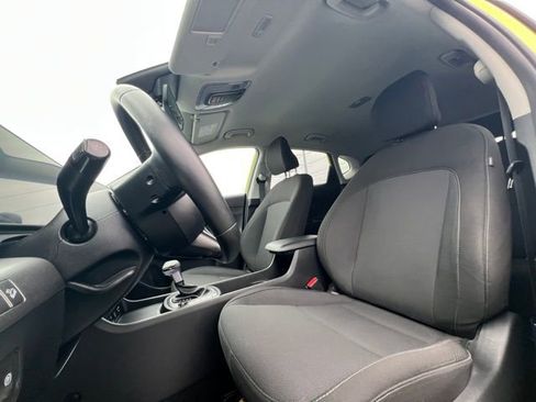 Used 2024 Hyundai Kona SEL AWD/4WD image 18