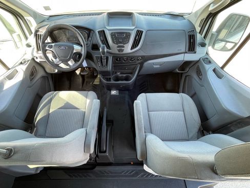 Used 2016 Ford Transit 150 XL image 9