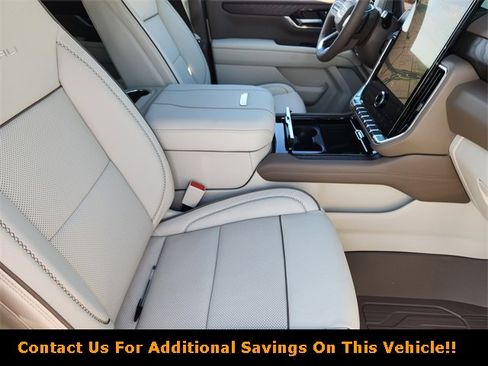 New 2026 GMC Yukon XL Denali image 10