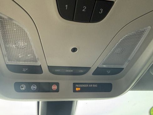 Used 2018 Chevrolet Impala Premier image 14