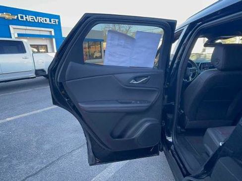 Used 2022 Chevrolet Blazer RS w/ Enhanced Convenience Package AWD/4WD image 33
