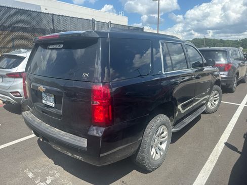 Used 2019 Chevrolet Tahoe LT AWD/4WD image 3