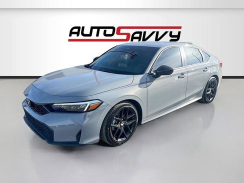 Used 2025 Honda Civic Sport image 3